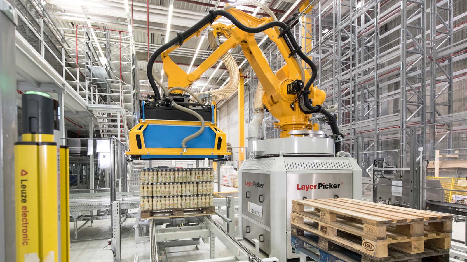 Dematic Mixed Case Palletizing — photo 2